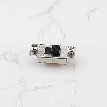 Amazon | スライドセレクタースイッチ 2個 ネジ4本付き Fender